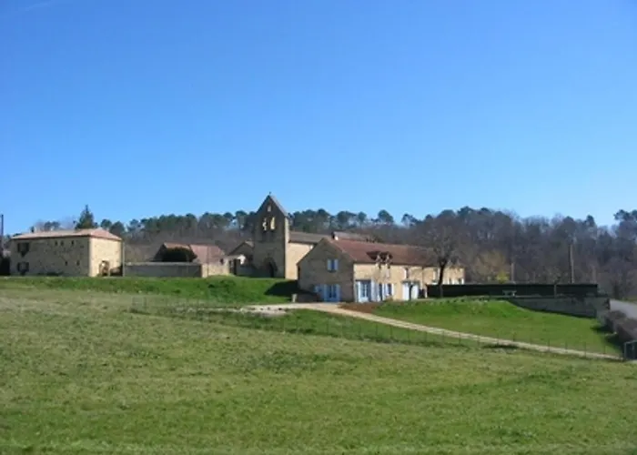 Maison Familiale A Pres De Belves - Fr-1-616-20 *